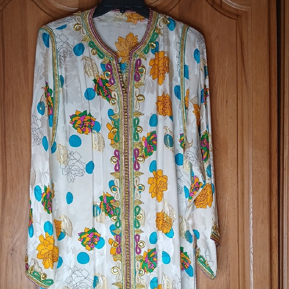 KAFTAN Moriccan Silk Floral and Polka Dot Long Bell Sleeves M